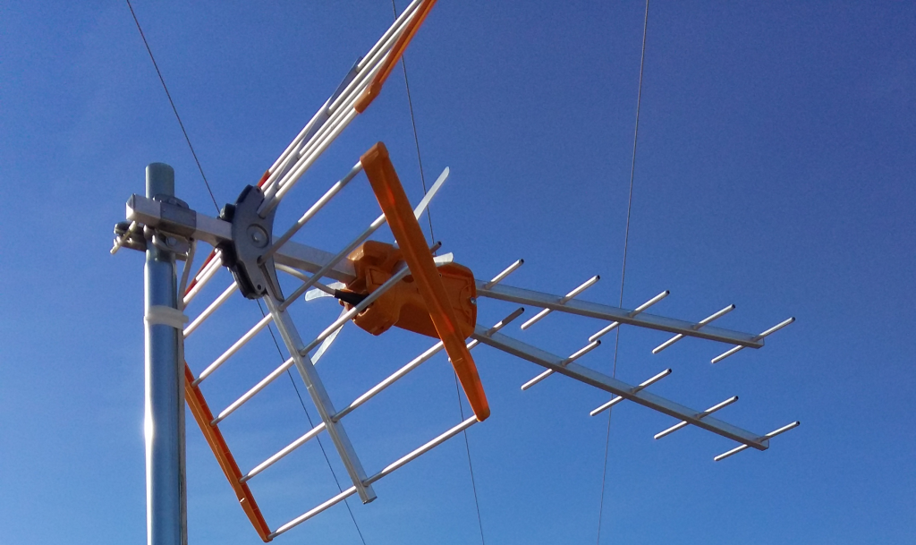 Antenista. Instalación y reparación de antenas TDT
